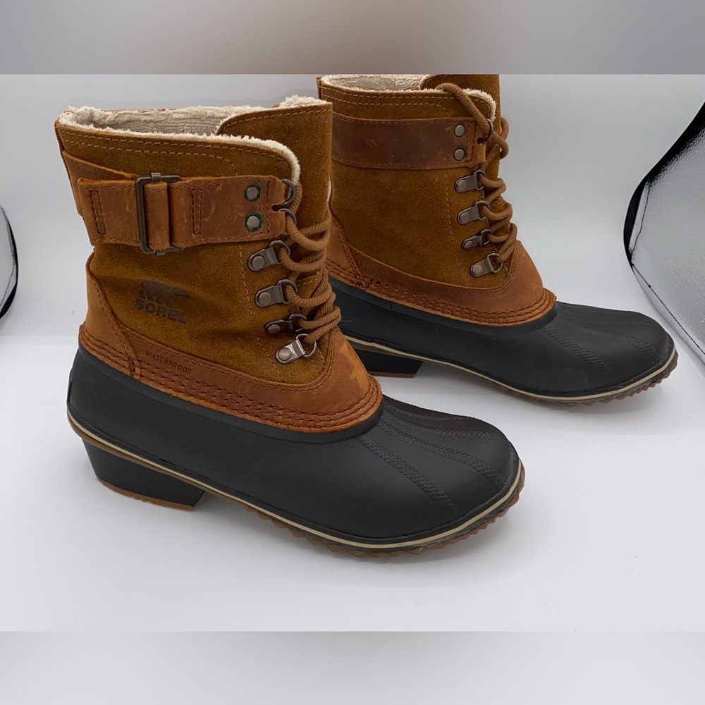 Sorel NL2125 Winter Fancy Lace II Brown Suede/Rubber Waterproof Boots Sz 8  AA12